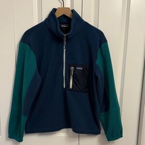 Women’s Patagonia Microdini 1/2 Zip Fleece Pullover, size Large, blue and green